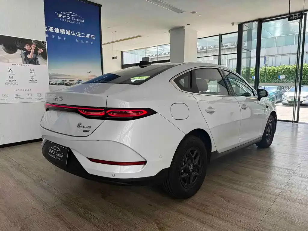 BYD Qin PLUS — фото 8