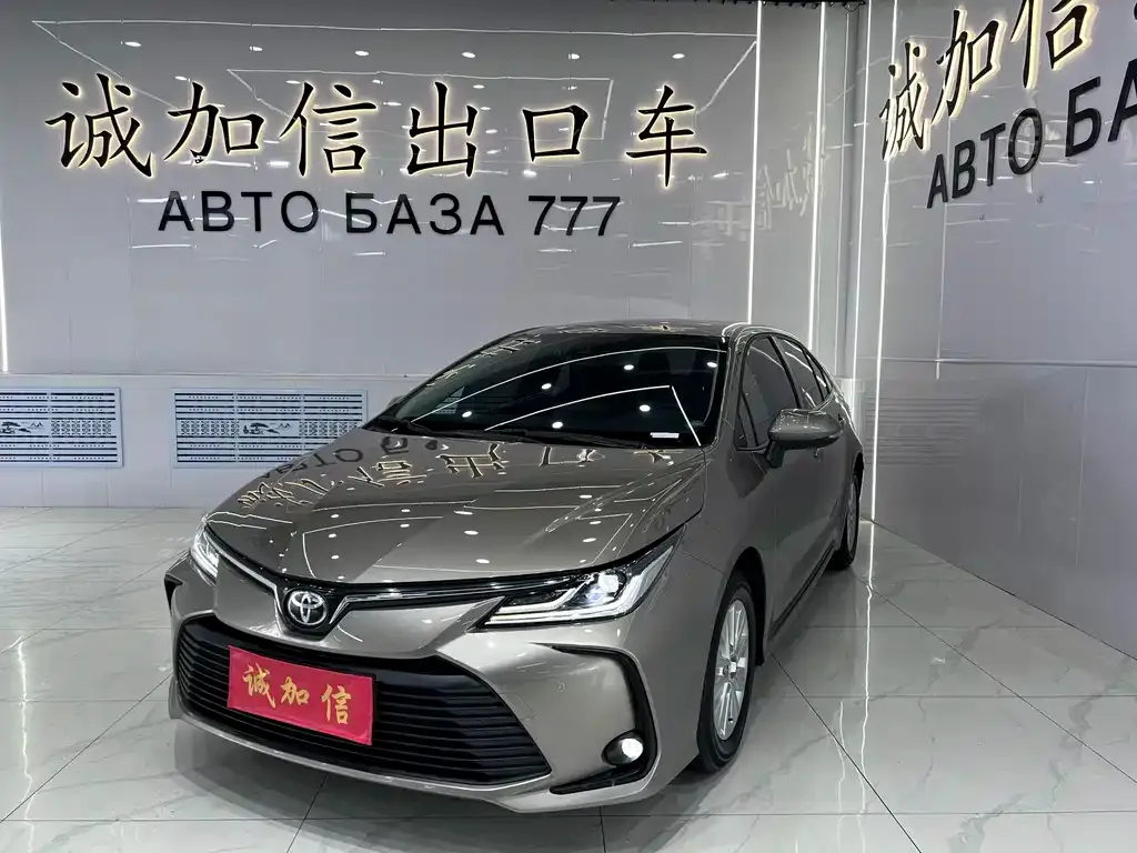 Toyota Corolla — фото 1
