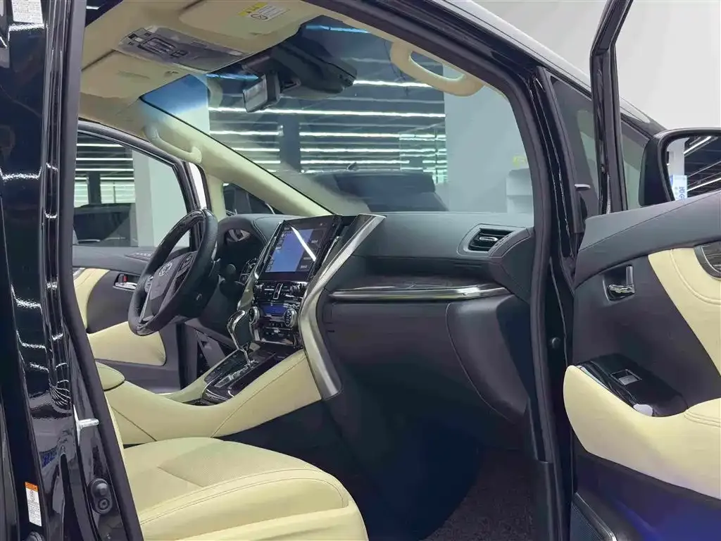 Toyota Vellfire 2022 из CN, фото 6
