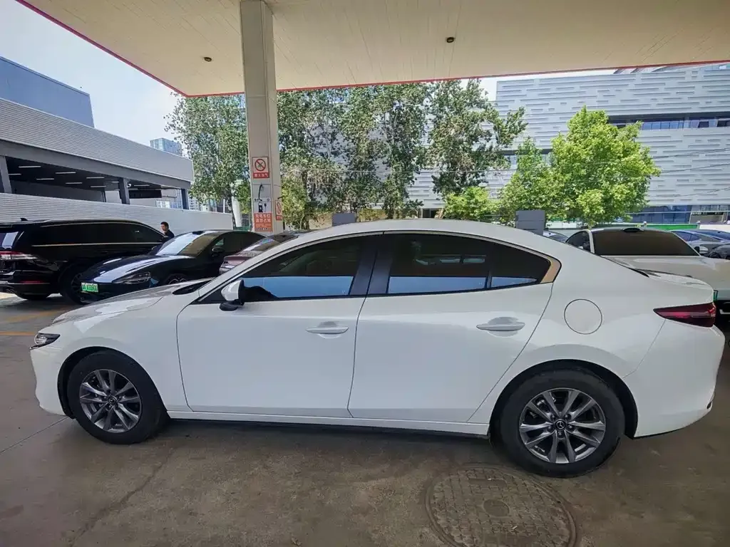 Mazda 3 Axela 2021 из CN, фото 6