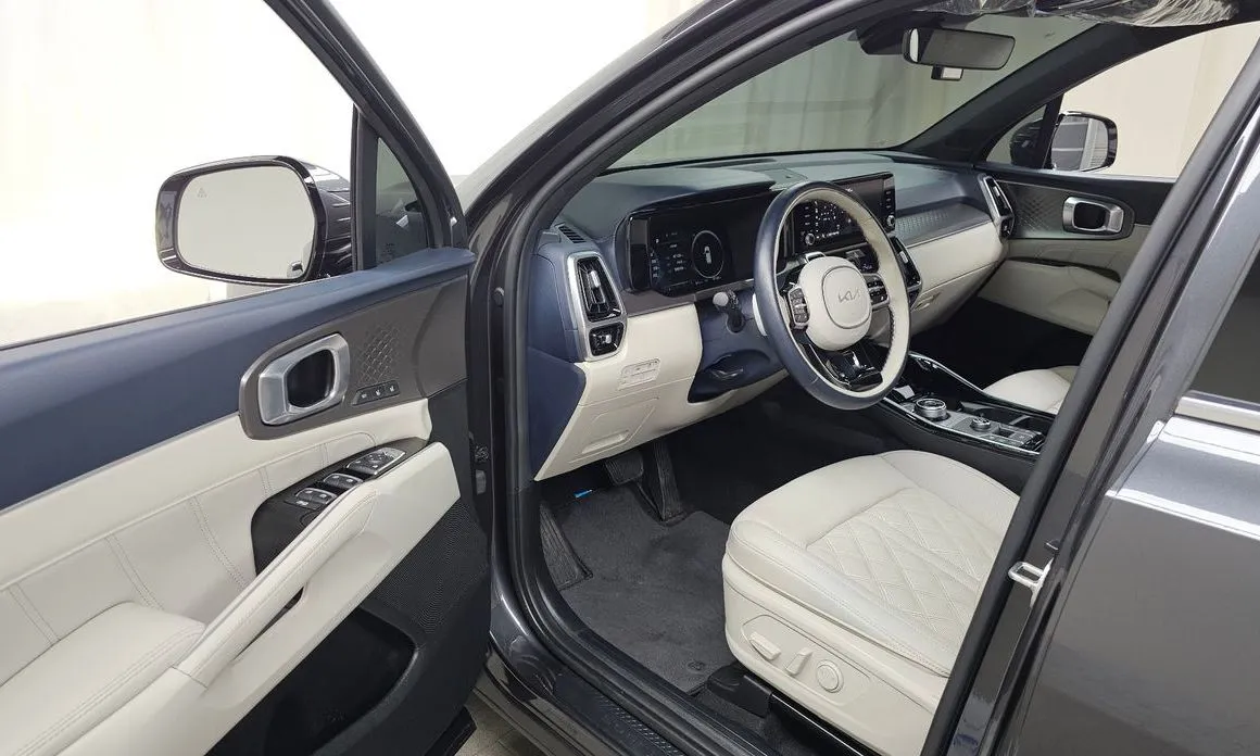 Kia Sorento — фото 7
