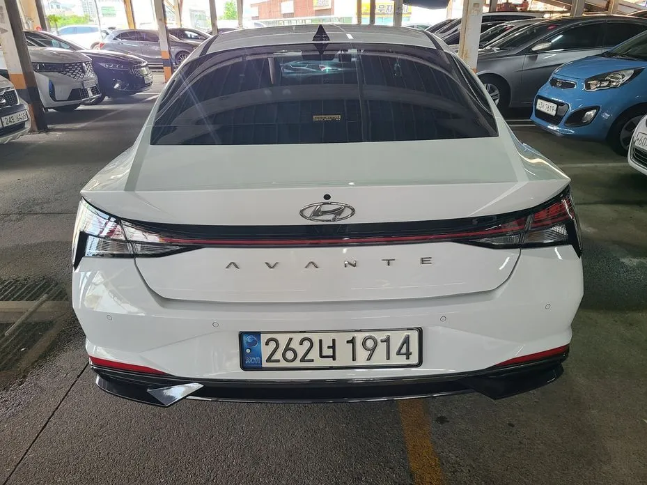Hyundai AVANTE — фото 8