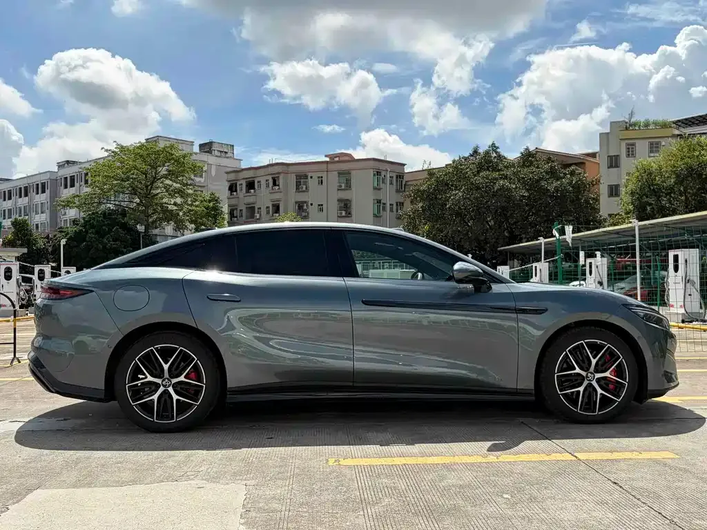 BYD Han L 2025 из CN, фото 6