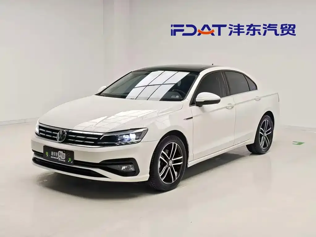 Volkswagen Lamando — фото 1
