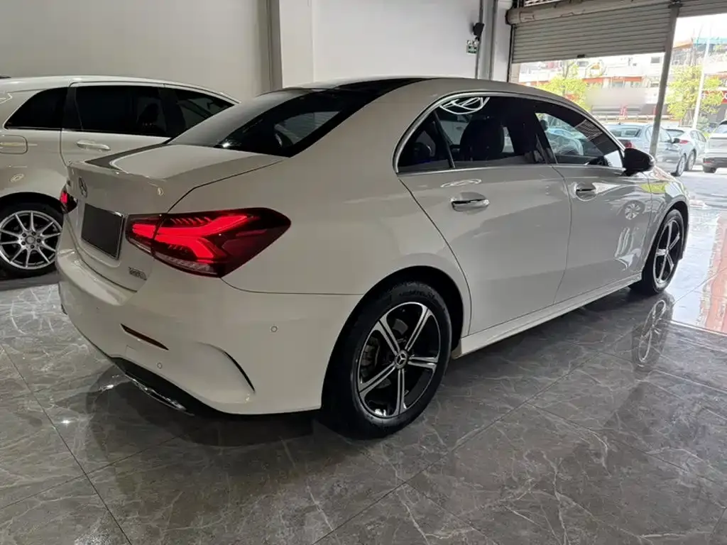 Mercedes-Benz A-Class — фото 4