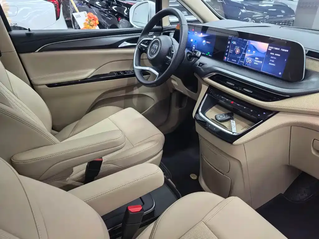 Buick GL8 Hybrid — фото 5
