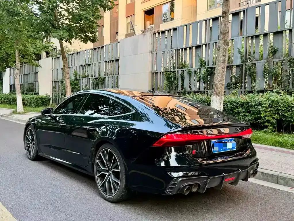 Audi A7 — фото 9