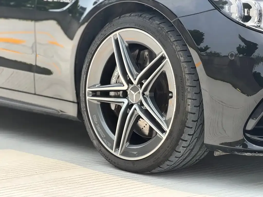 Mercedes-Benz C-Class AMG — фото 6