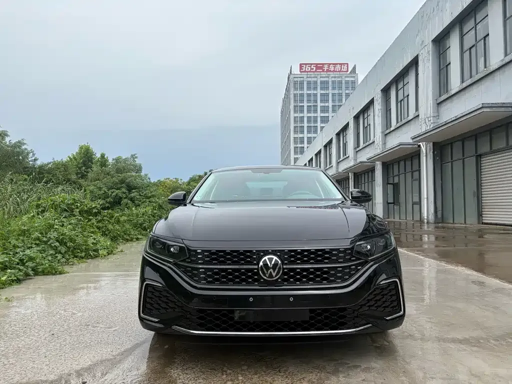 Volkswagen Passat — фото 6