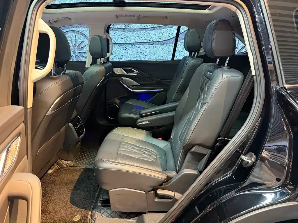 Hongqi HS7 PHEV 2024 из CN, фото 3