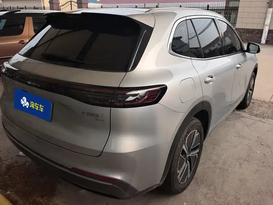 Geely Galaxy Xingjian 7 — фото 10