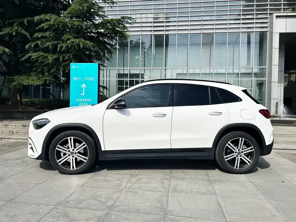 Mercedes-Benz GLA — фото 9
