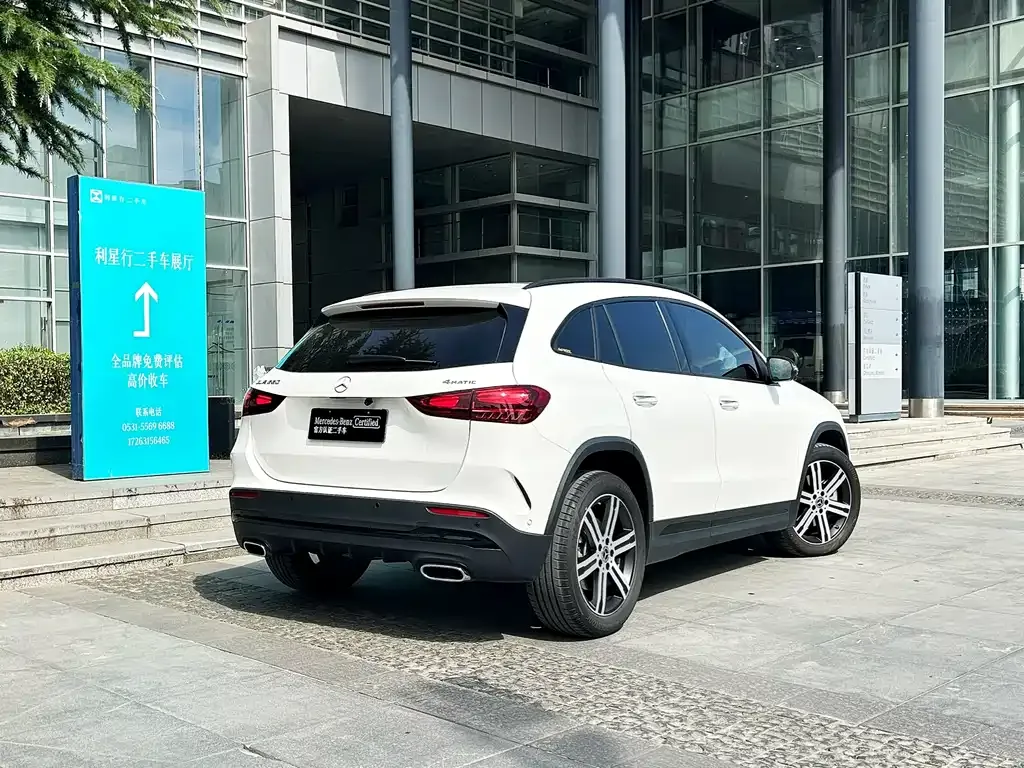 Mercedes-Benz GLA — фото 6