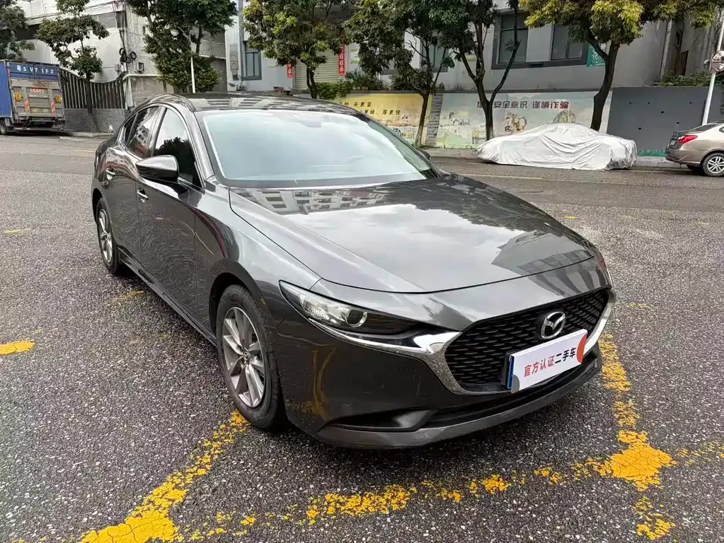 Mazda 3 Axela — фото 4