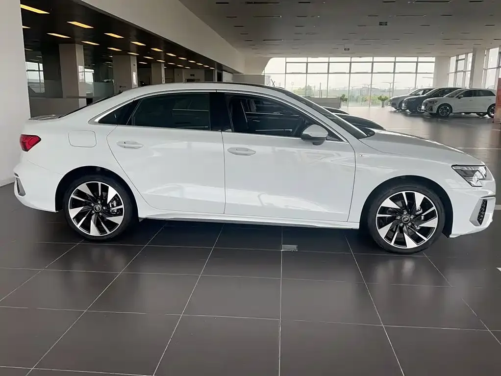 Audi A3 — фото 9