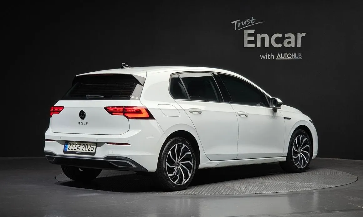 Volkswagen Golf 2022 из KR, фото 5