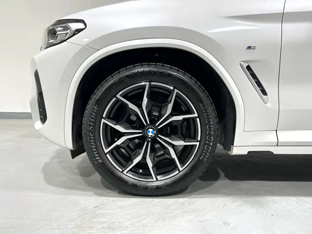 BMW X3 — фото 10