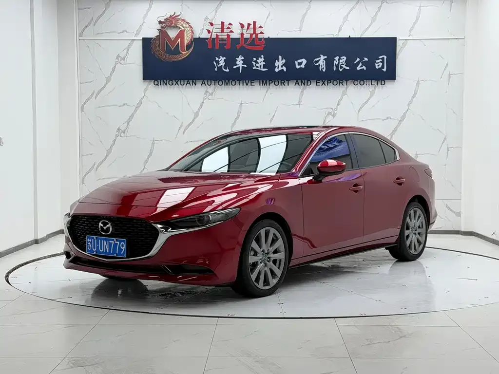 Mazda 3 Axela — фото 1