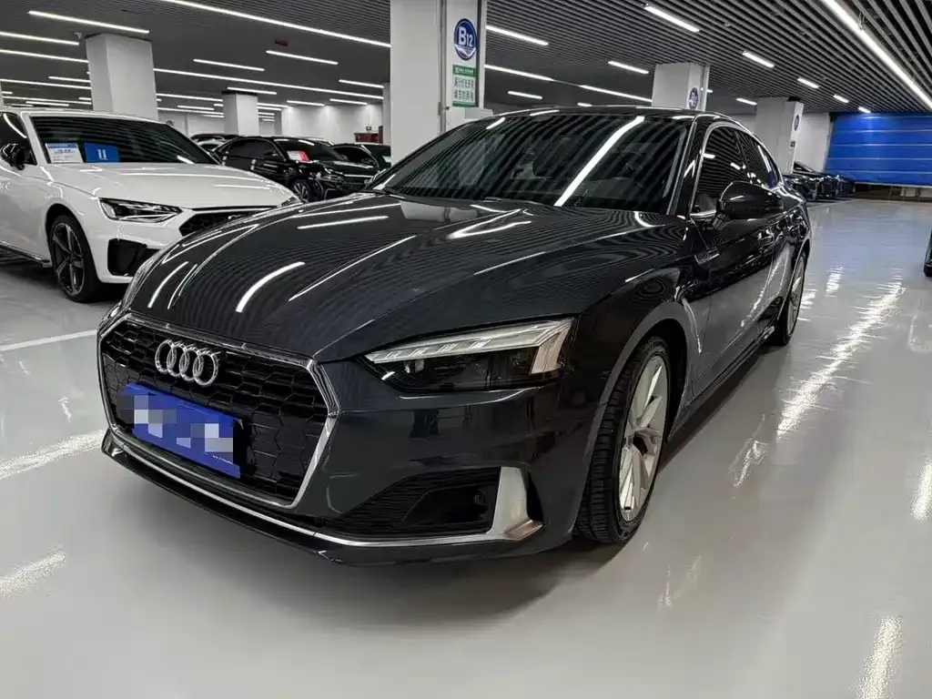 Audi A5 (Import)