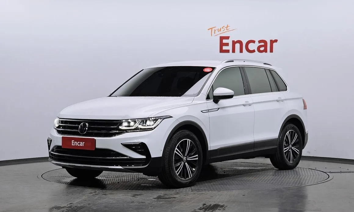 Volkswagen Tiguan 2.0 TDI Premium 1