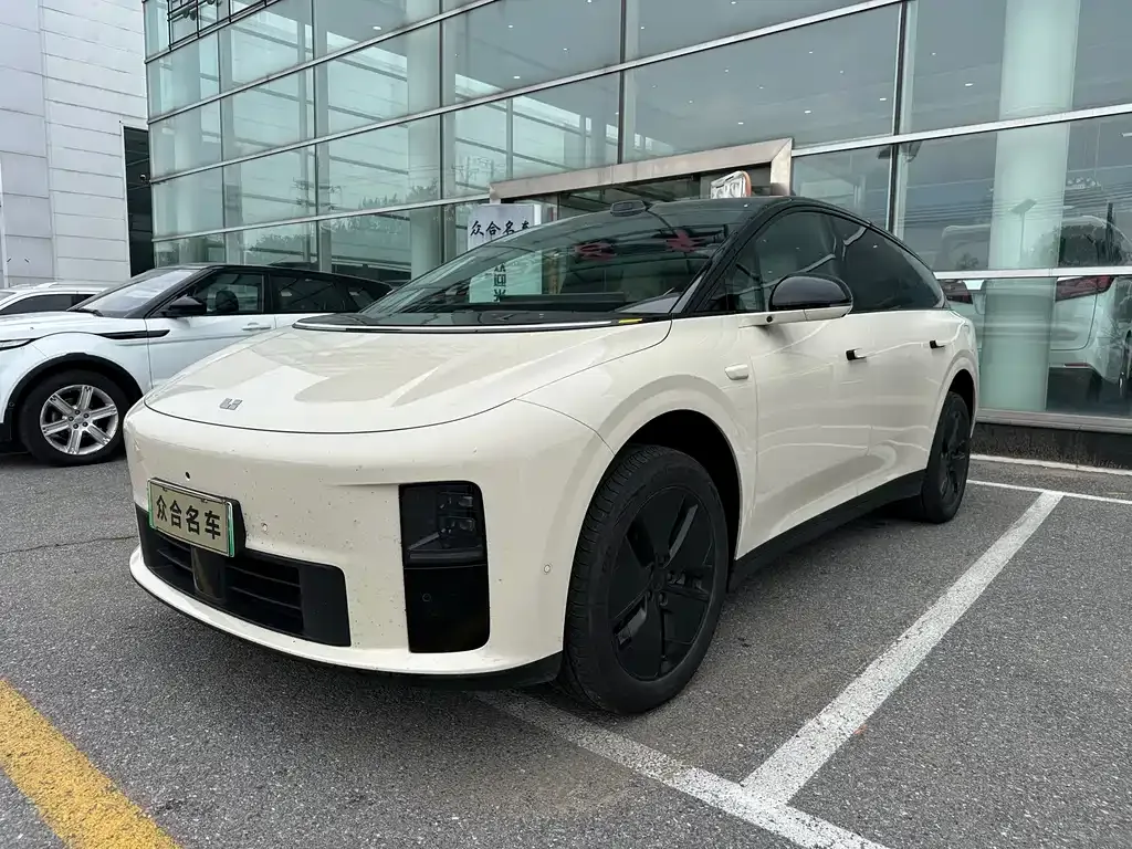 Li Auto i6