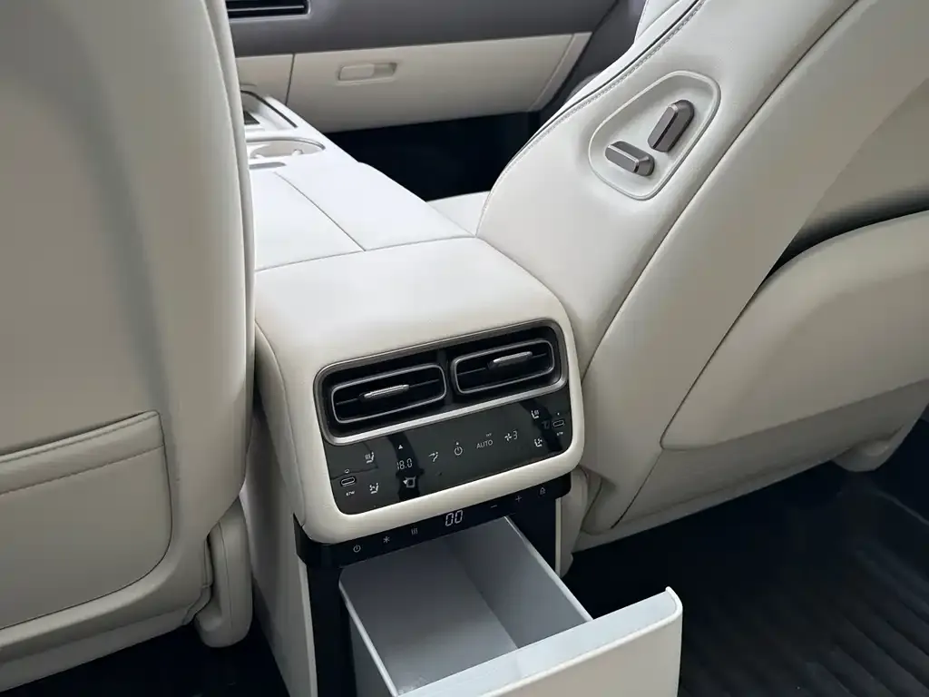 Li Auto i6 2025 из CN, фото 2