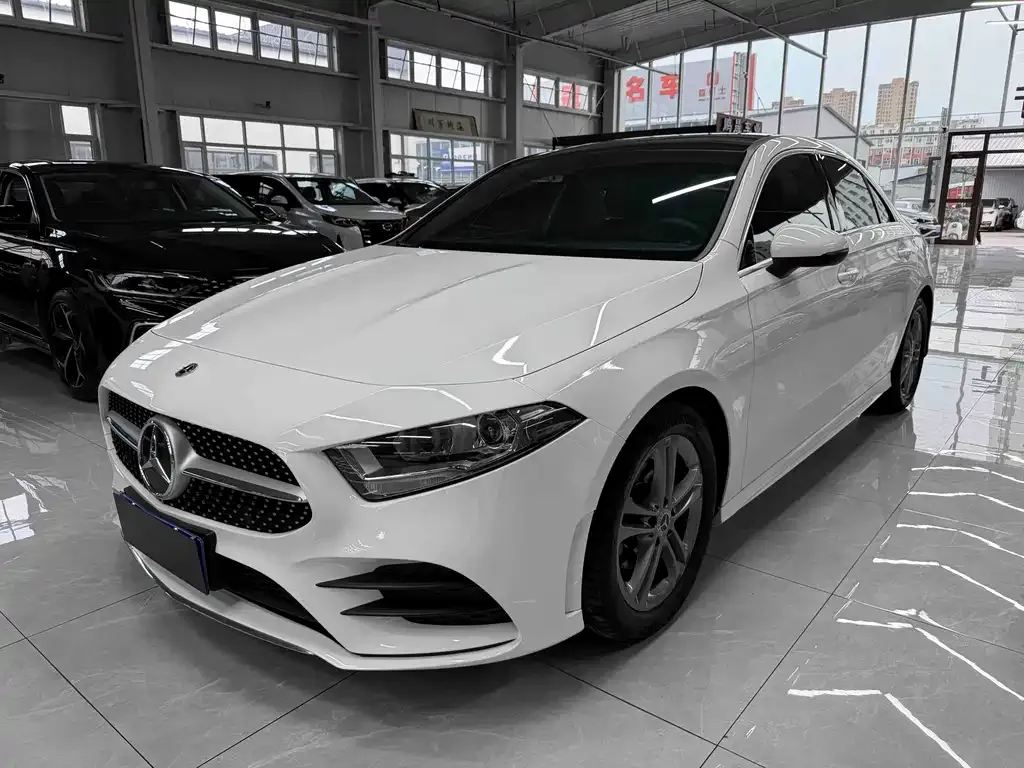 Mercedes-Benz A-Class — фото 1