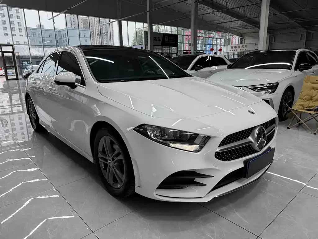 Mercedes-Benz A-Class — фото 9