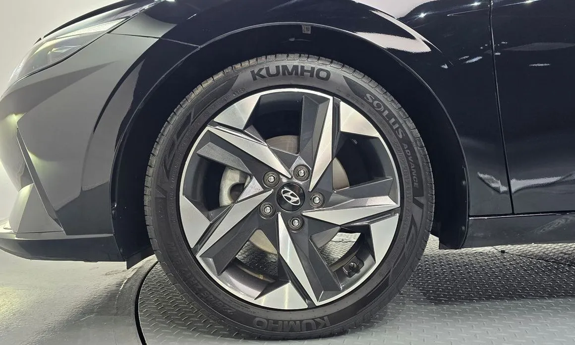 Hyundai AVANTE — фото 4