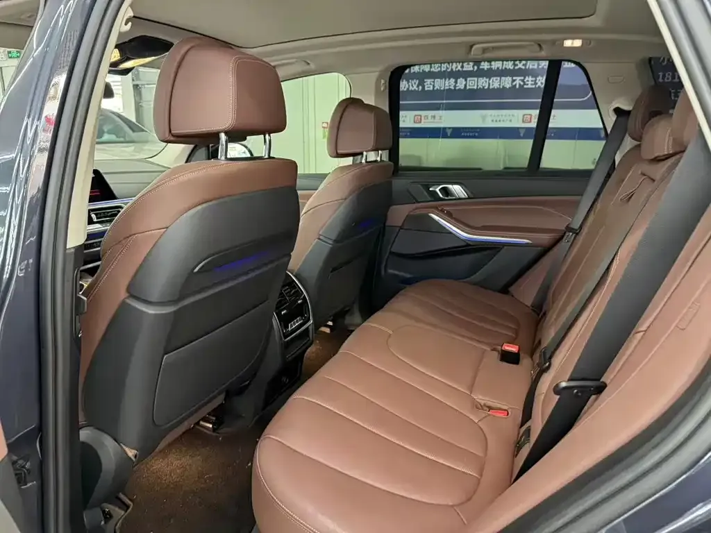 BMW X5 (Import) — фото 8