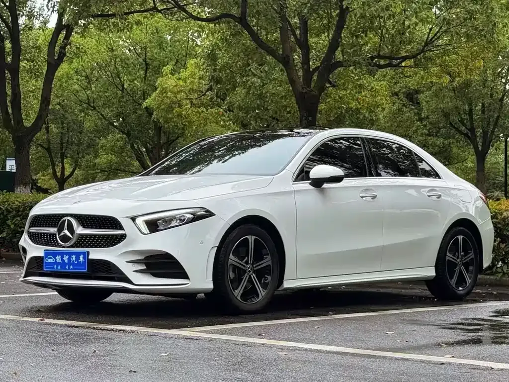 Mercedes-Benz A-Class — фото 1