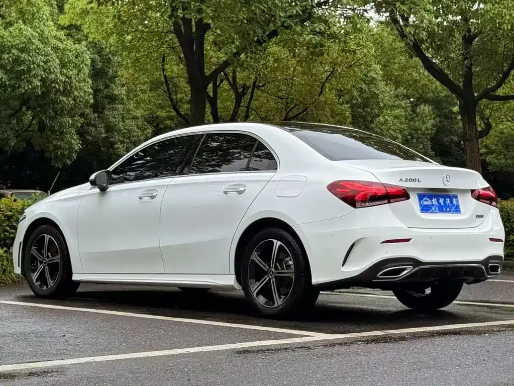 Mercedes-Benz A-Class — фото 6