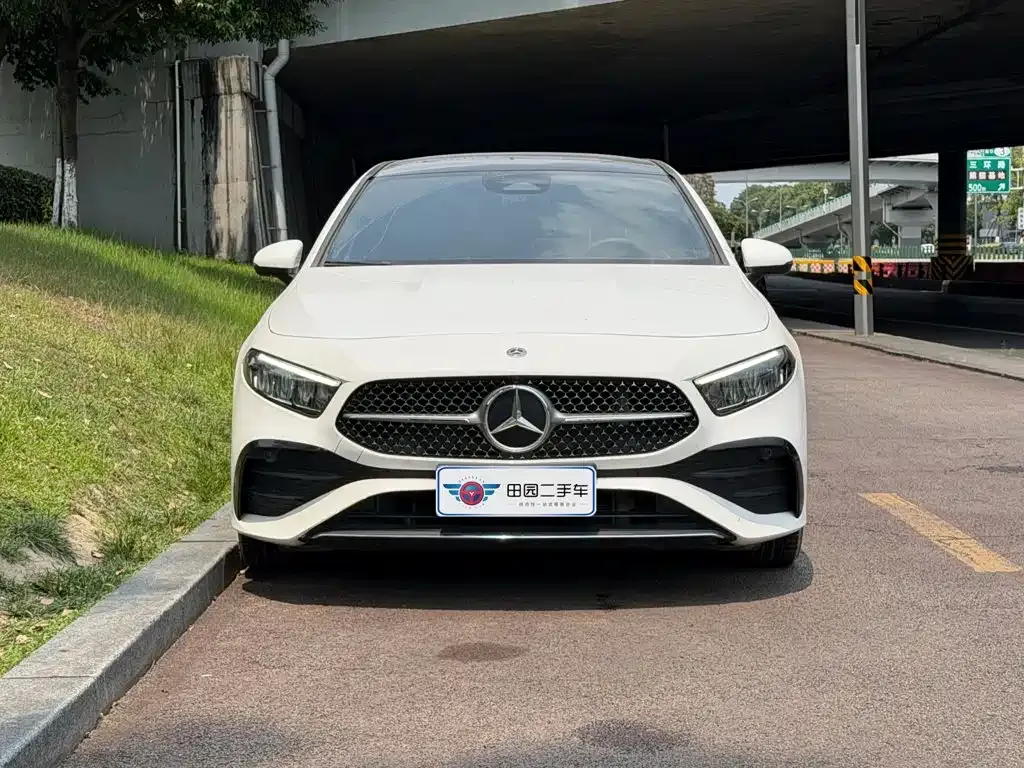 Mercedes-Benz A-Class — фото 6