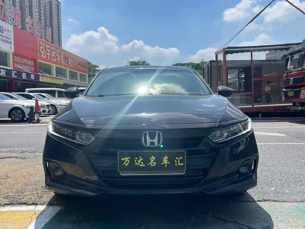Honda Accord — фото 5