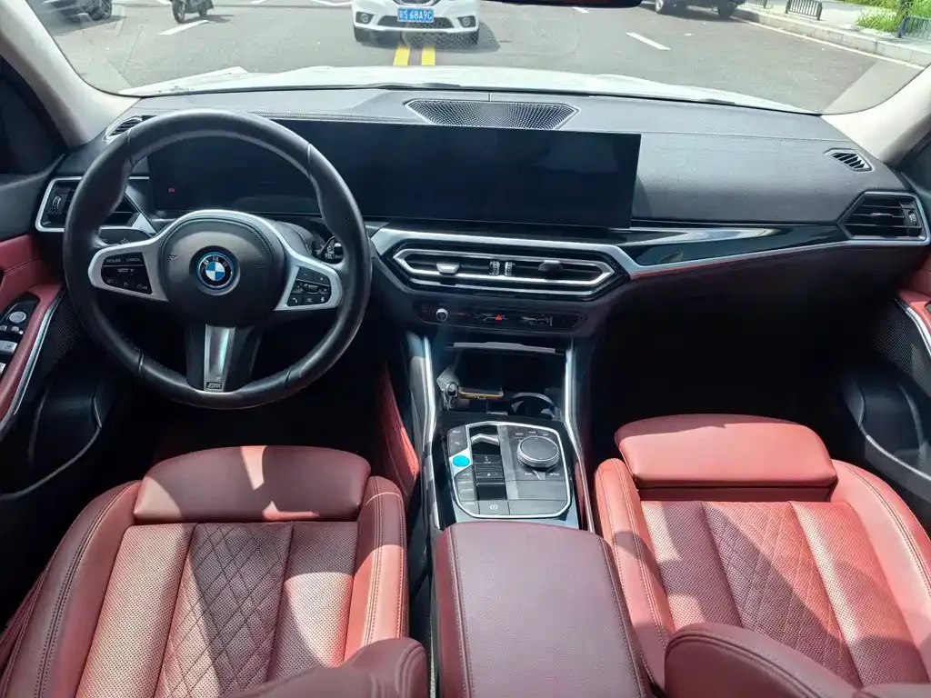 BMW i3 — фото 5