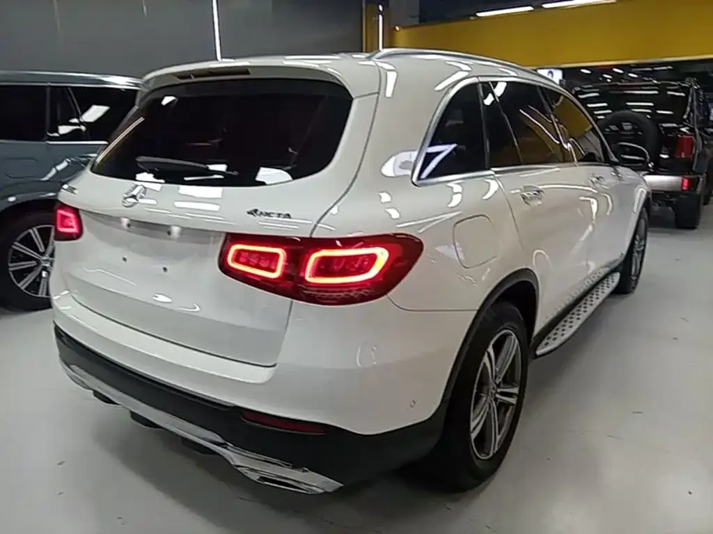 Mercedes-Benz GLC — фото 8