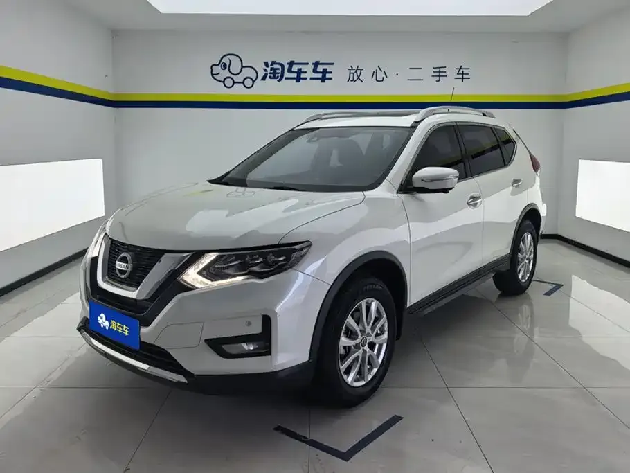 Nissan X-Trail — фото 1