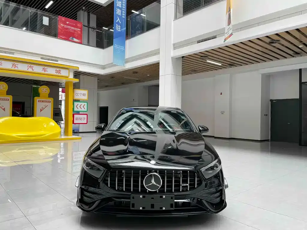 Mercedes-Benz A-Class AMG — фото 1