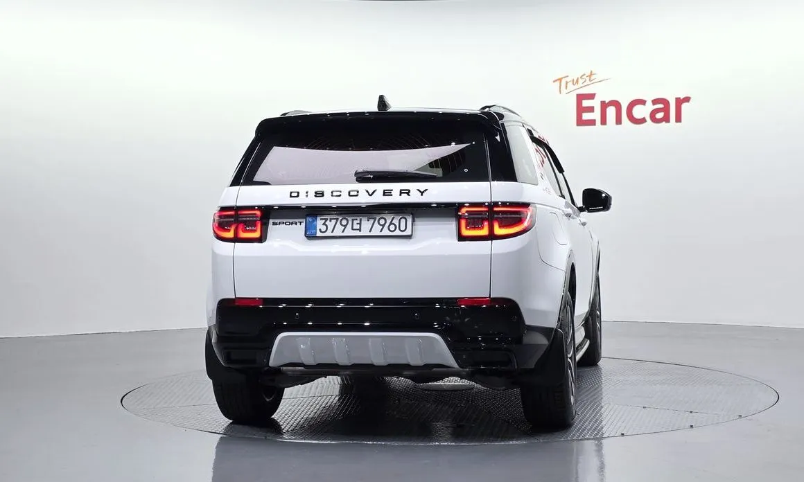 Land Rover Discovery Sport — фото 2