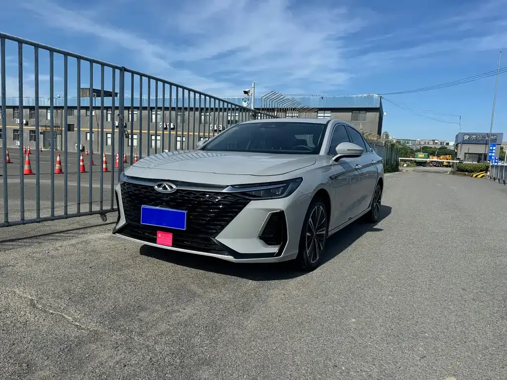 Chery Arrizo 8