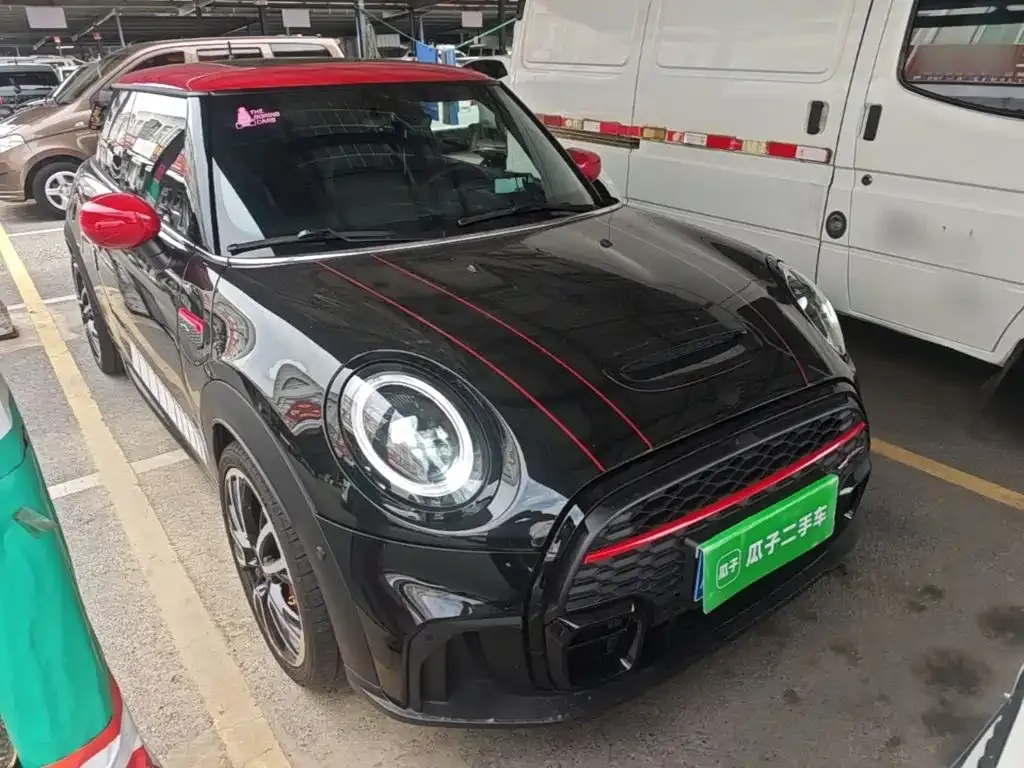 MINI JCW (John Cooper Works) — фото 9