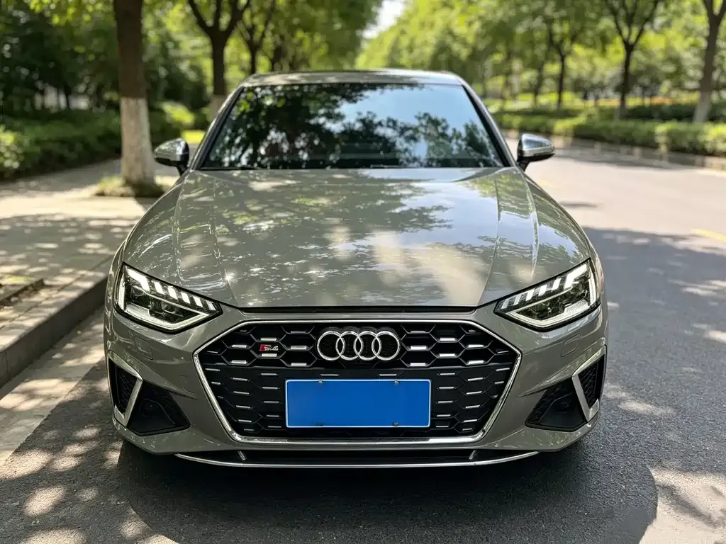 Audi S4 — фото 8