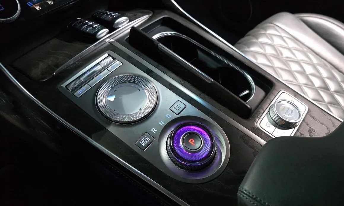 Genesis GV80 — фото 10