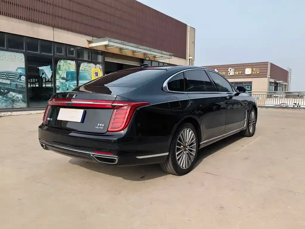 Hongqi H9 — фото 10