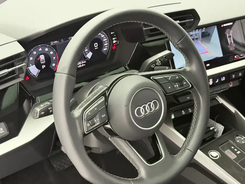 Audi A3 — фото 2