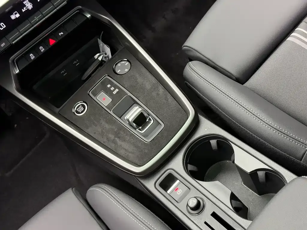Audi A3 — фото 7