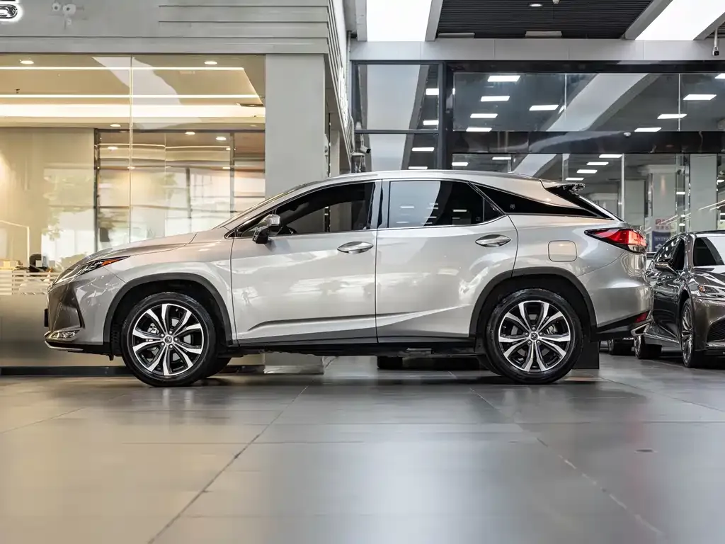 Lexus RX — фото 6