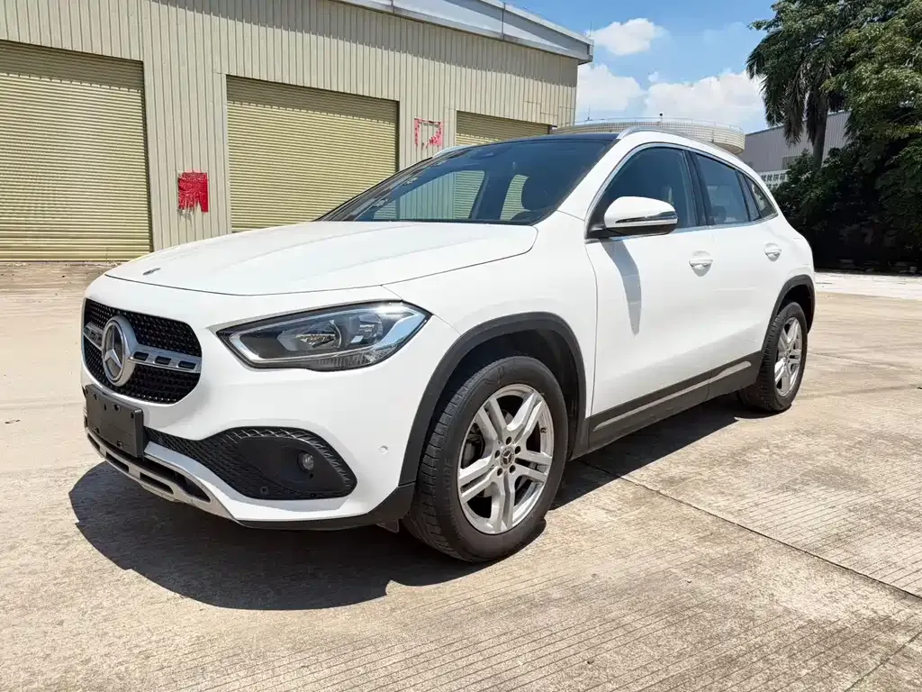 Mercedes-Benz GLA