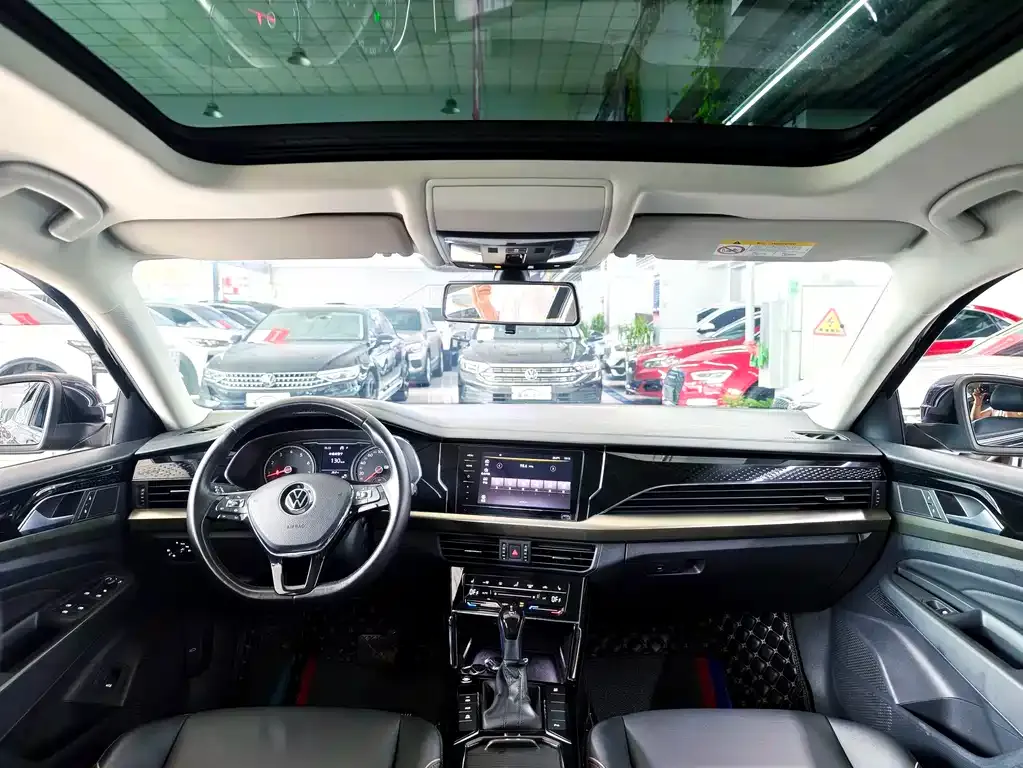 Volkswagen Passat — фото 4