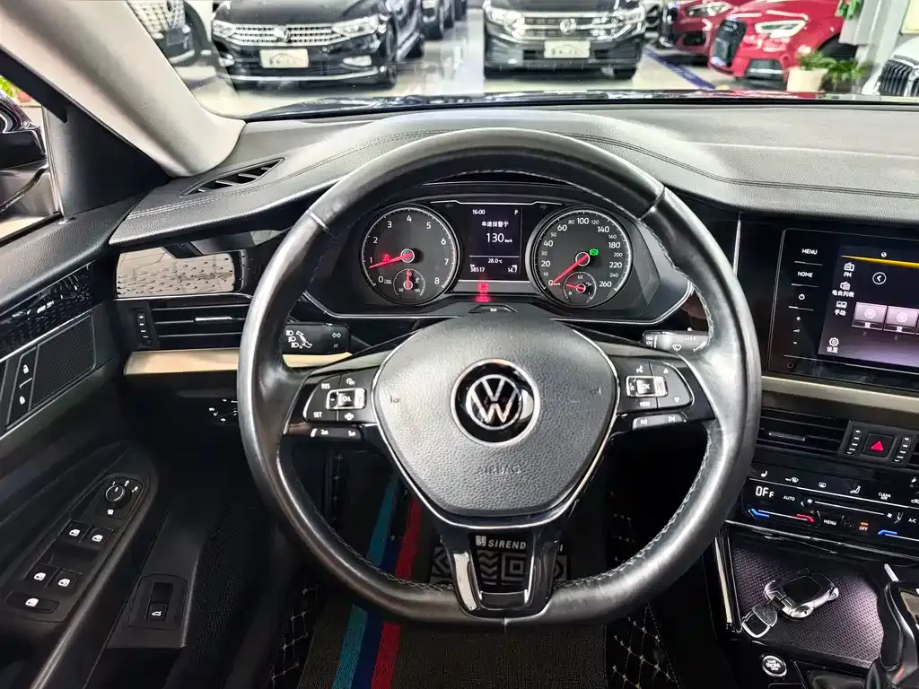 Volkswagen Passat — фото 3